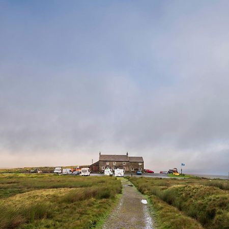 The Tan Hill Inn Keld Esterno foto