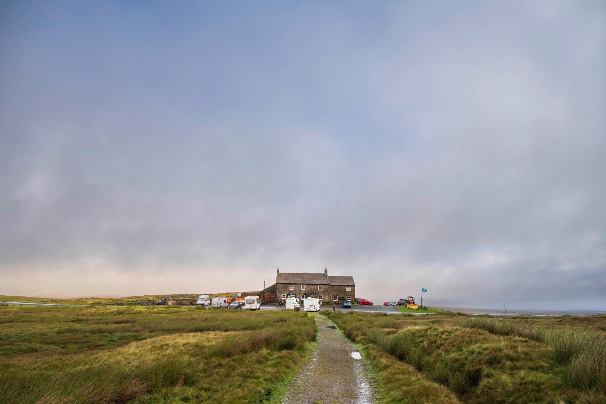 The Tan Hill Inn Keld Esterno foto