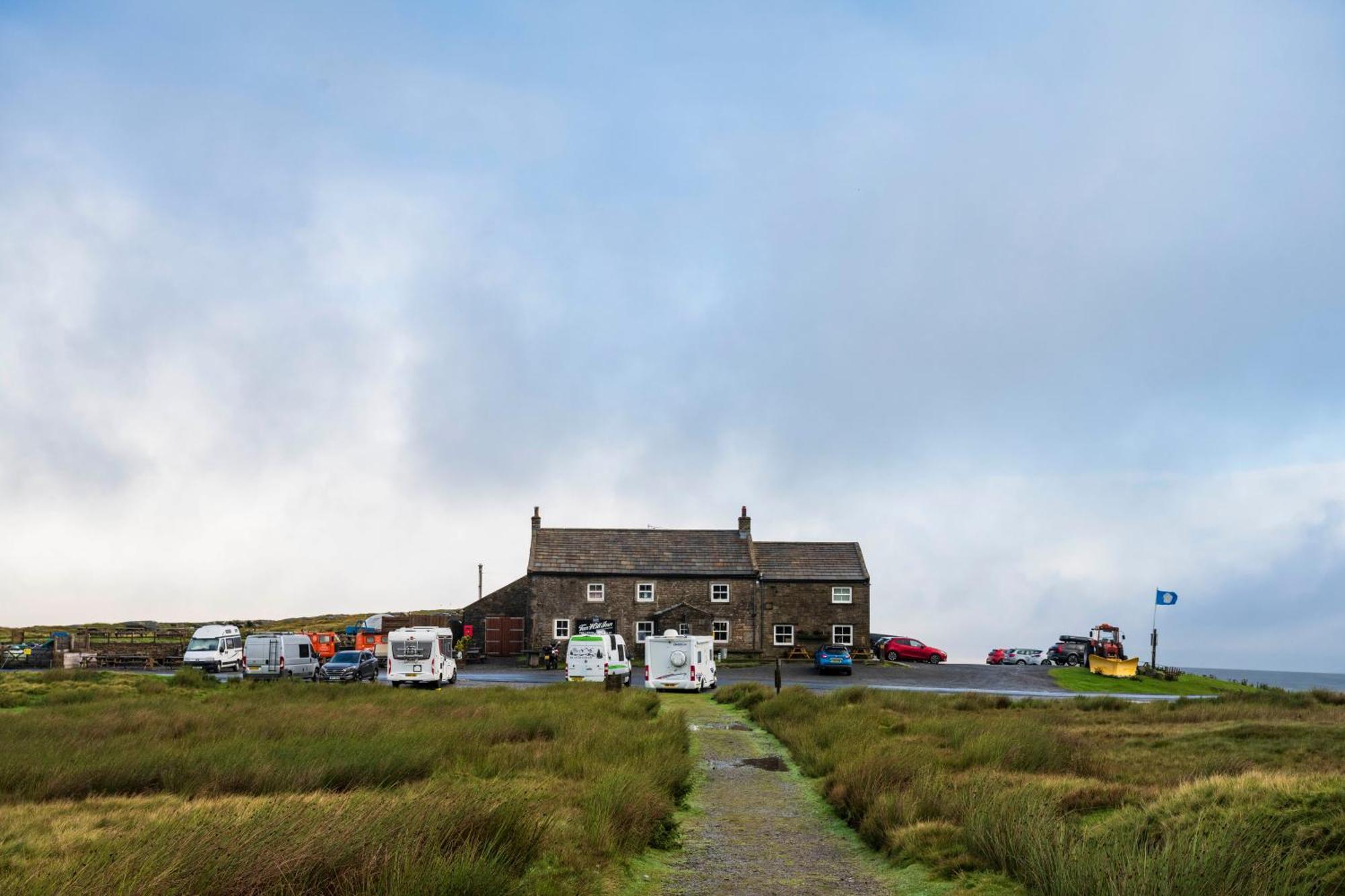 The Tan Hill Inn Keld Esterno foto
