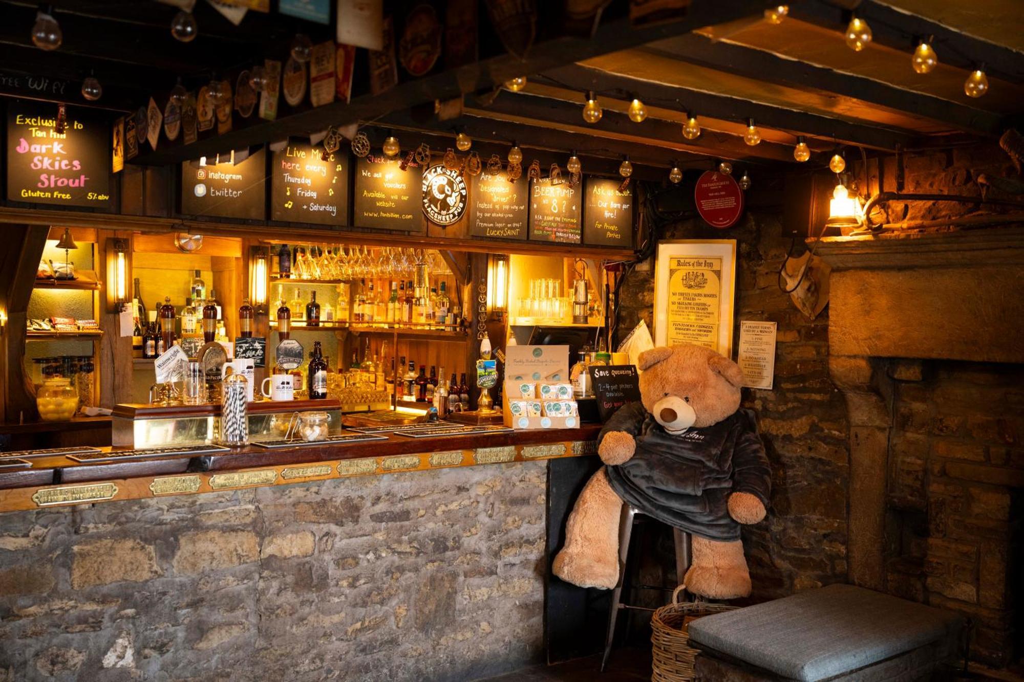 The Tan Hill Inn Keld Esterno foto